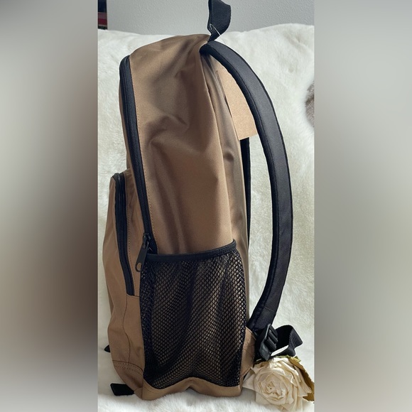 New w/tag VANS ALUMNI PACK 5-K BACKPACK w/padded adjustable straps Otter/white - Picture 5 of 6